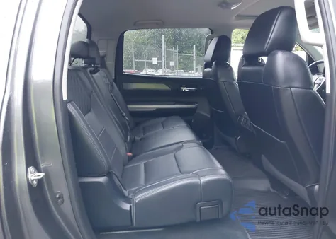 2018 Toyota Tundra Platinum 5.7L V8 из США, поврежденный, VIN 5TFGY5F16JX236018